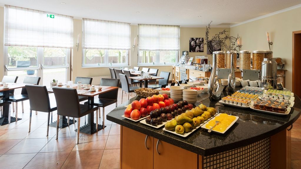 Hotel Bochum Wattenscheid Affiliated By Melia Restaurant photo
