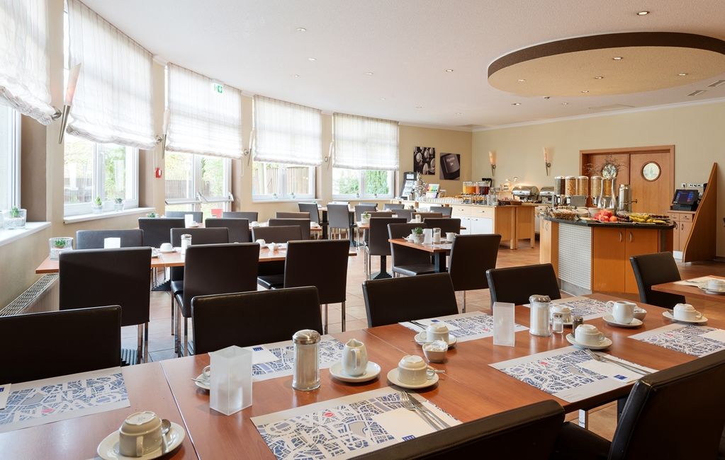 Hotel Bochum Wattenscheid Affiliated By Melia Restaurant photo